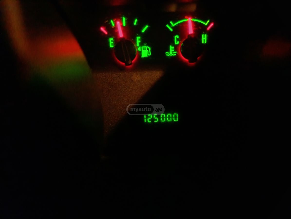 Ford Mustang 2005 — photo 2