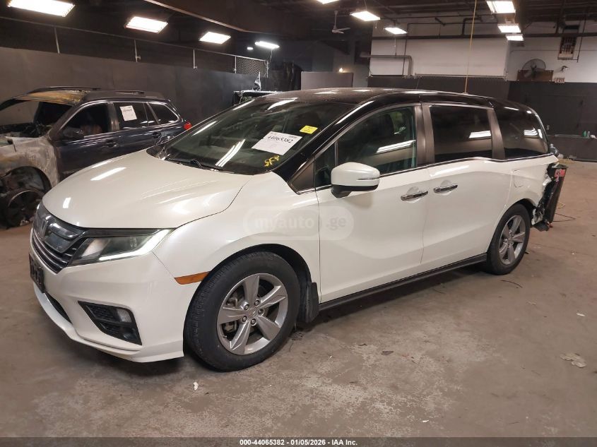 Honda Odyssey 2018 — photo 2