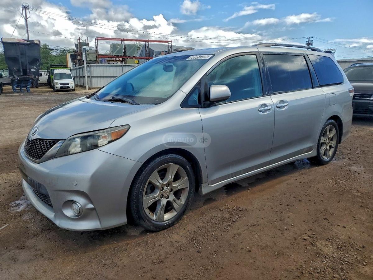 Toyota Sienna