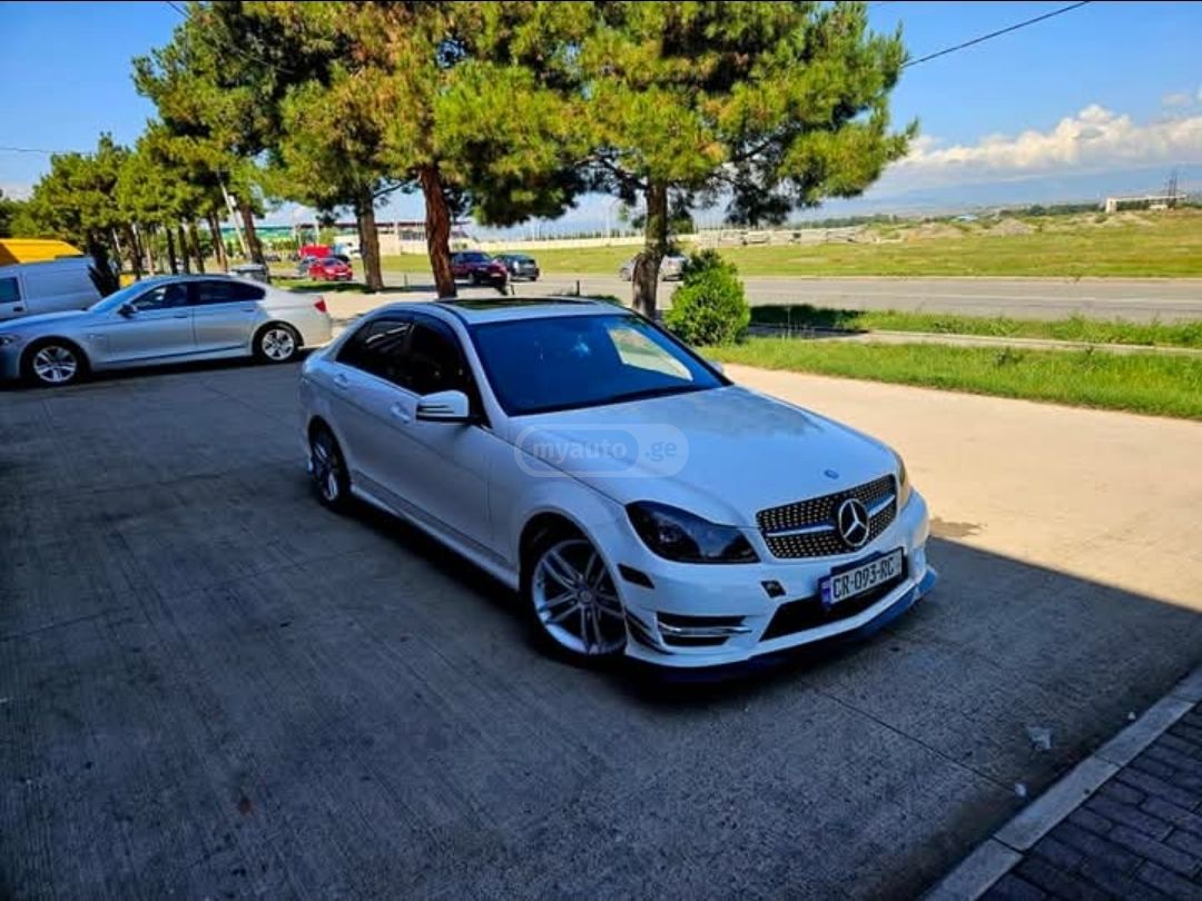 Mercedes-Benz C 250