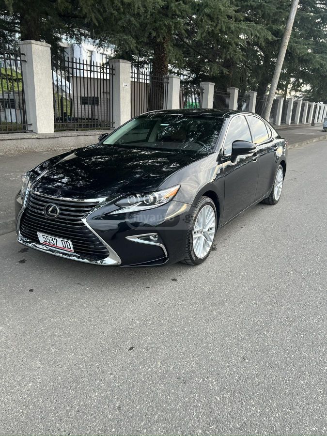 Lexus ES 350 2016 — photo 2