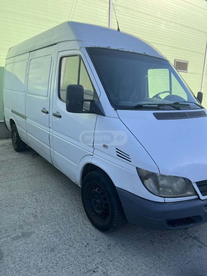 Mercedes-Benz Sprinter 2003 — photo 2