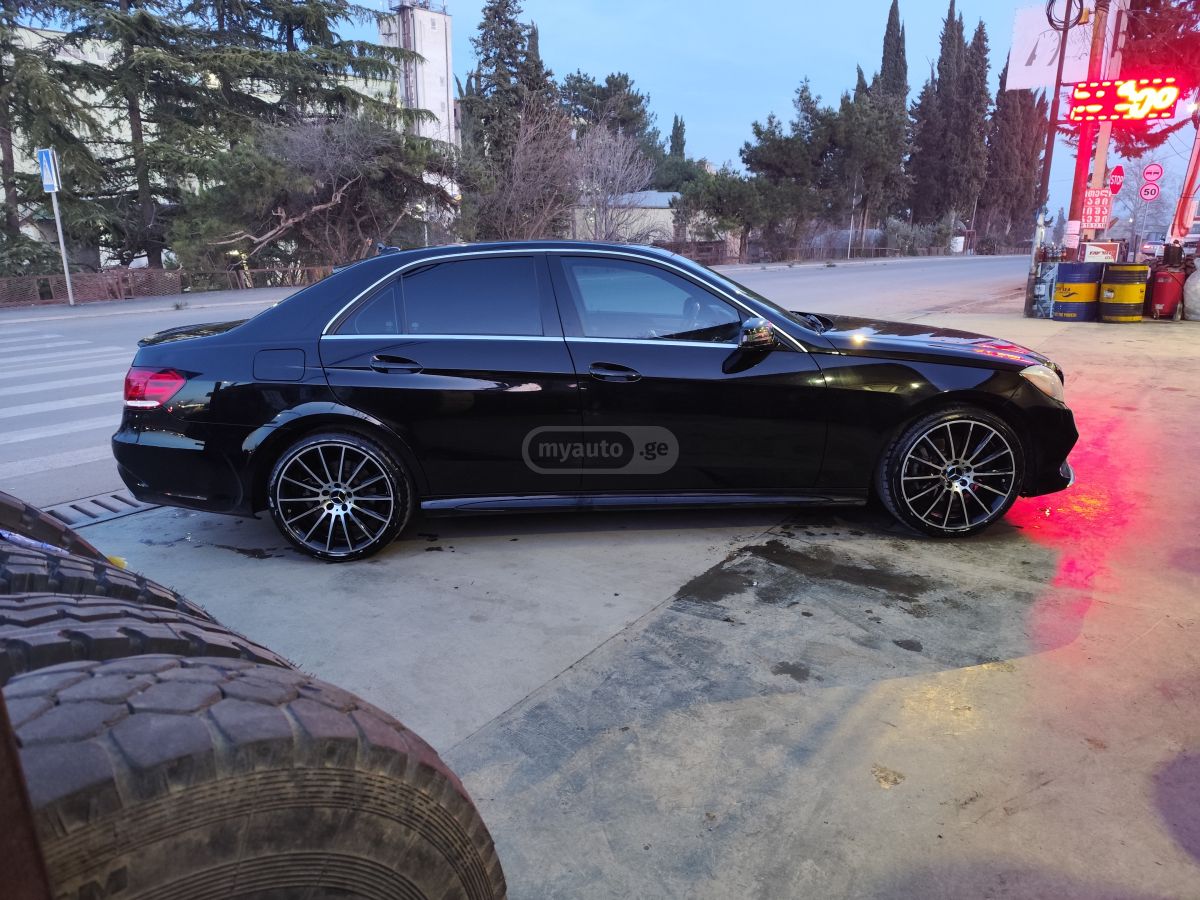 Mercedes-Benz E 212 2014 — photo 2