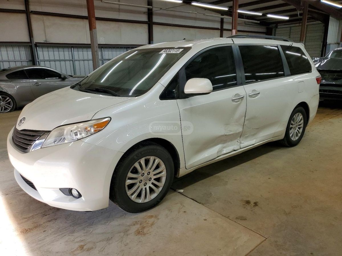 Toyota Sienna