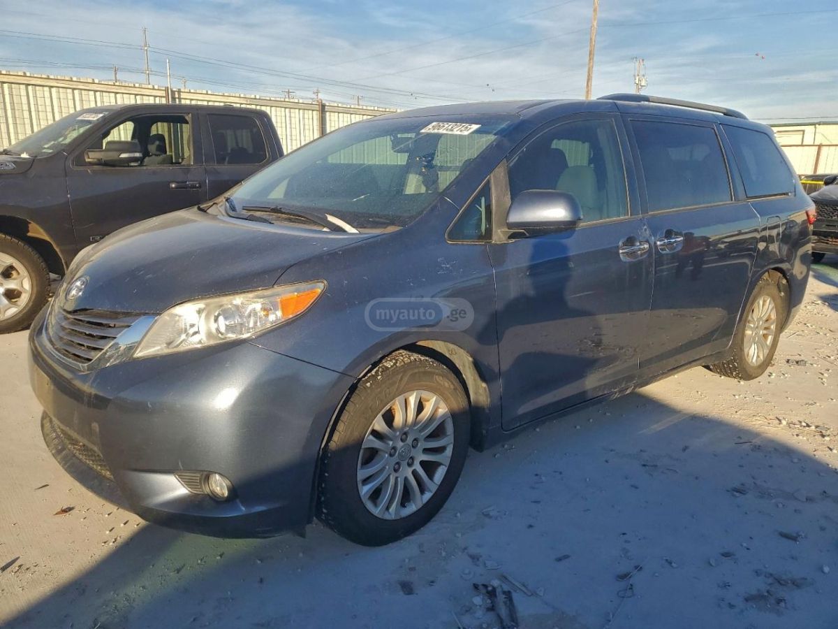 Toyota Sienna