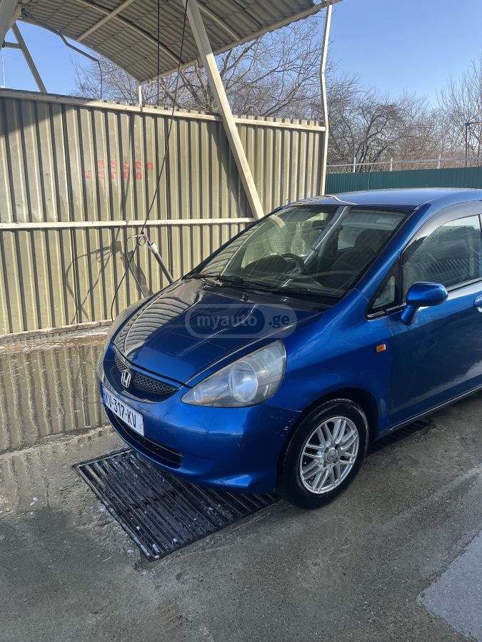 Honda Fit 2005 — photo 2