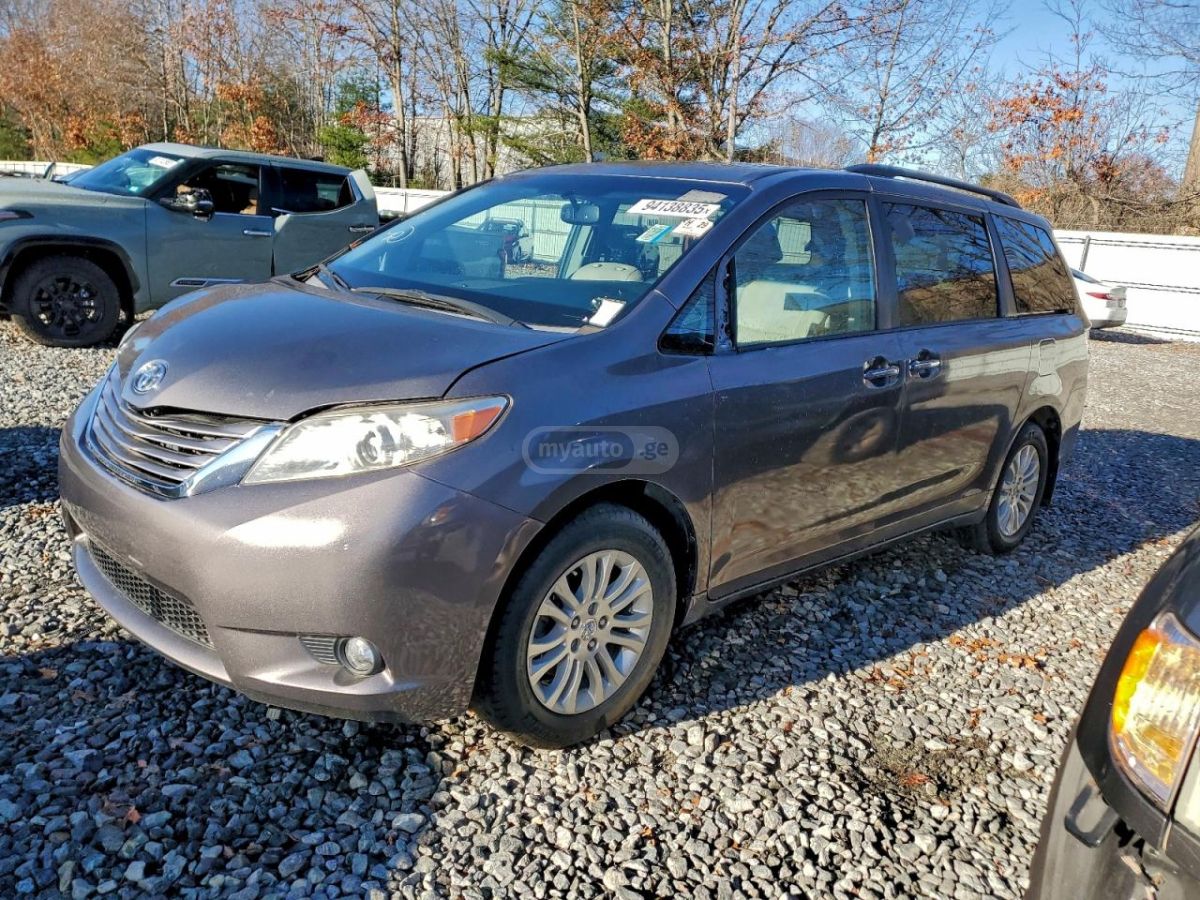 Toyota Sienna
