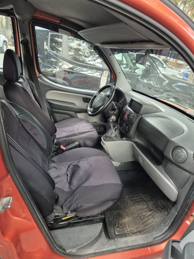 Fiat Doblo 2006 — photo 2