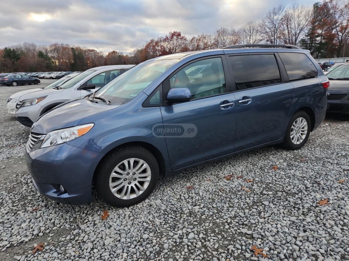 Toyota Sienna