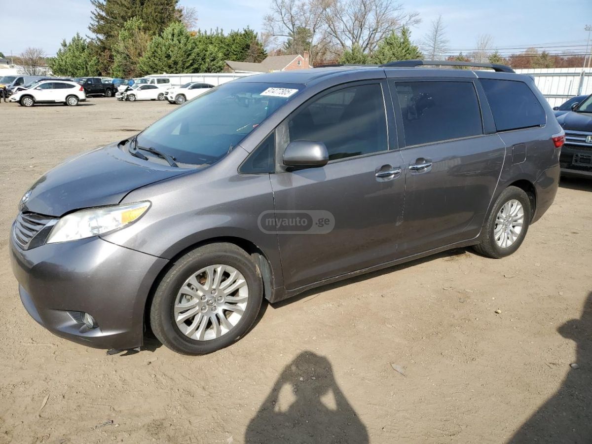 Toyota Sienna