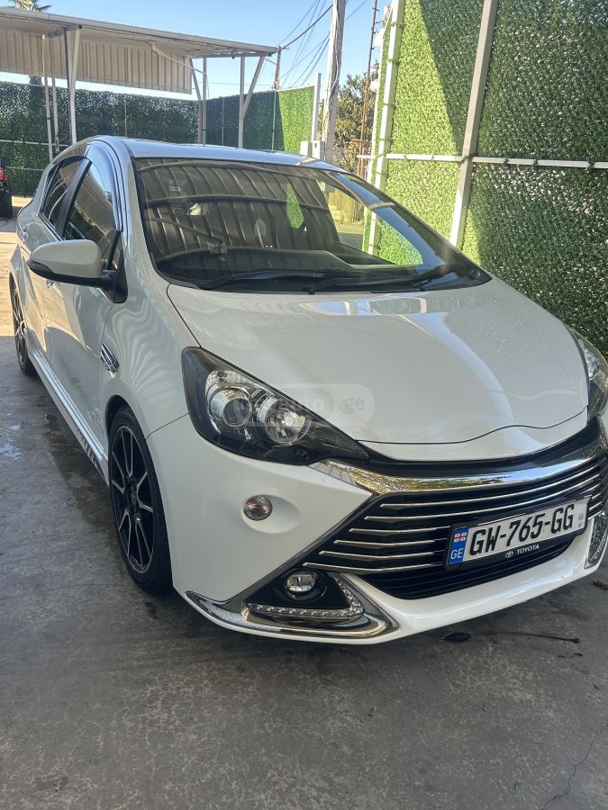Toyota Aqua 2015 — photo 2