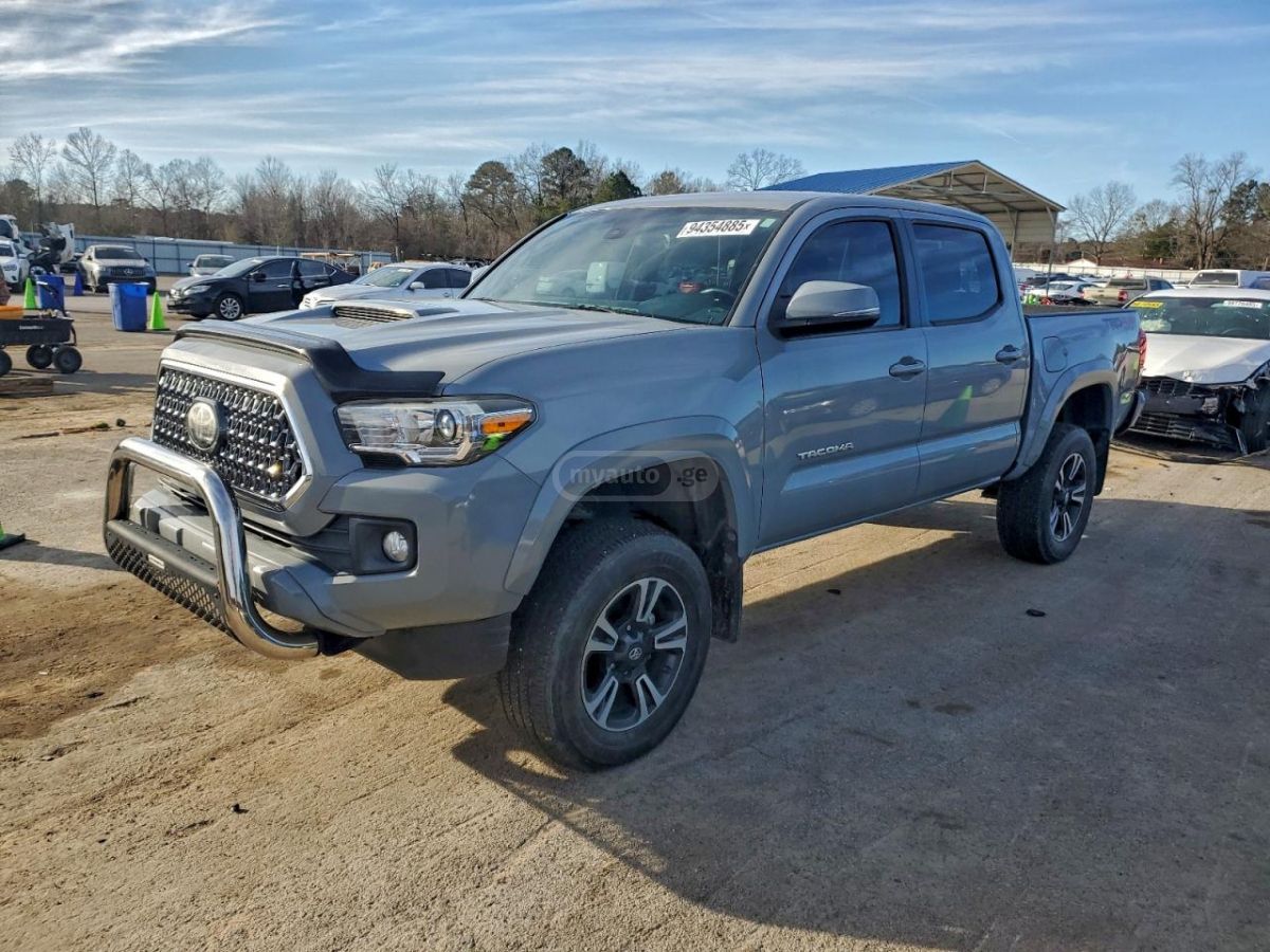 Toyota Tacoma