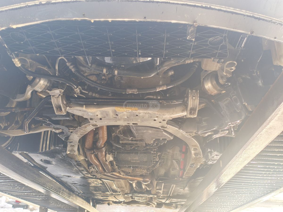 BMW 530 2005 — photo 2