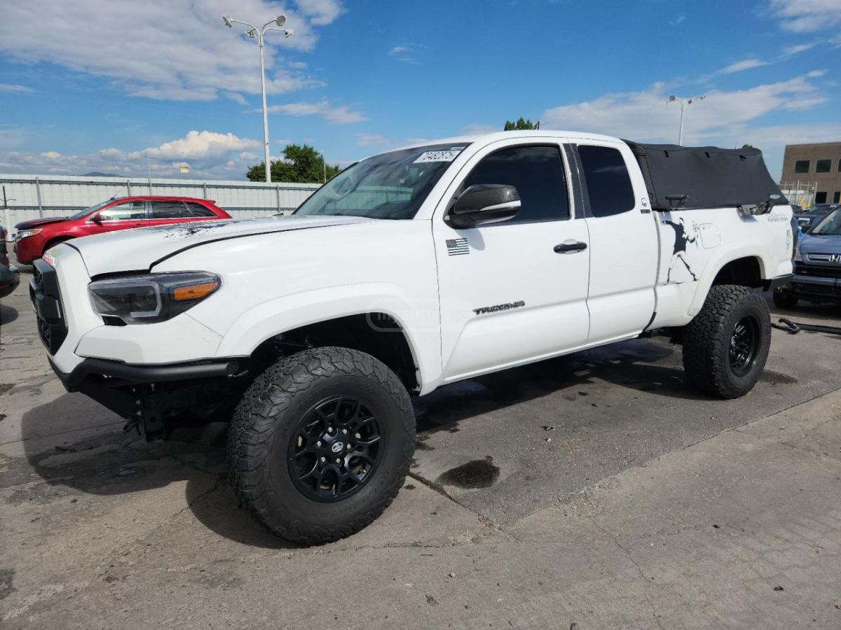 Toyota Tacoma