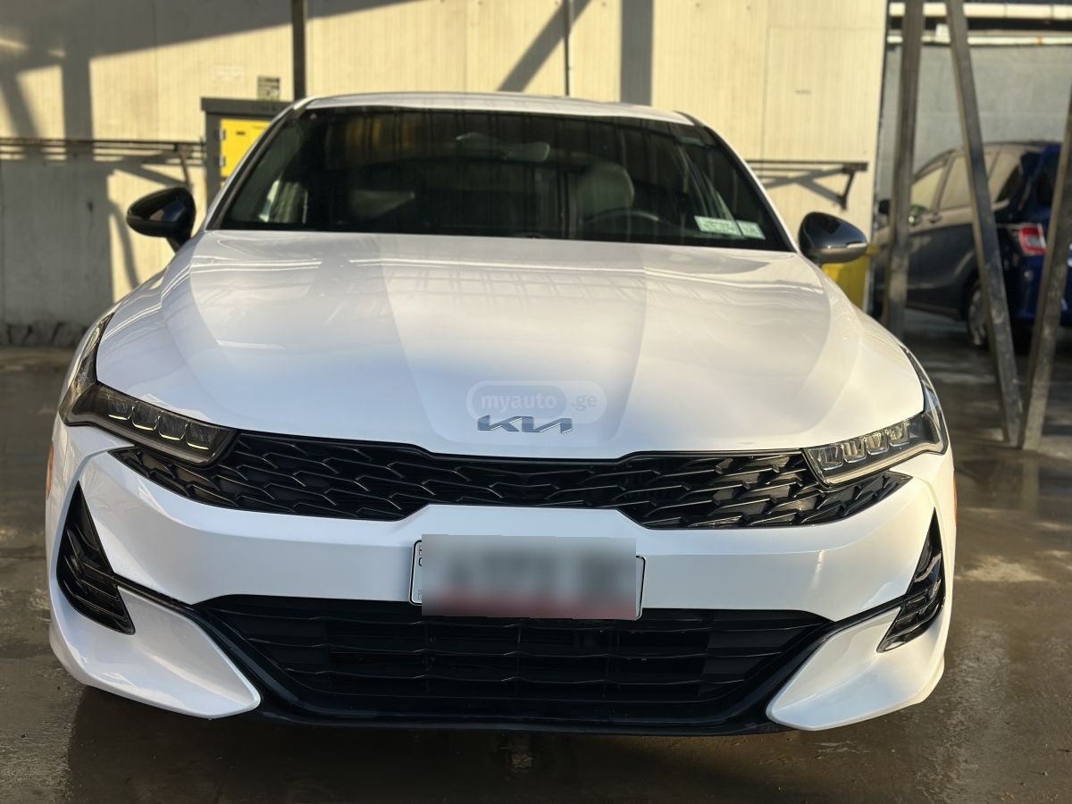 Kia K5 2022 — photo 2