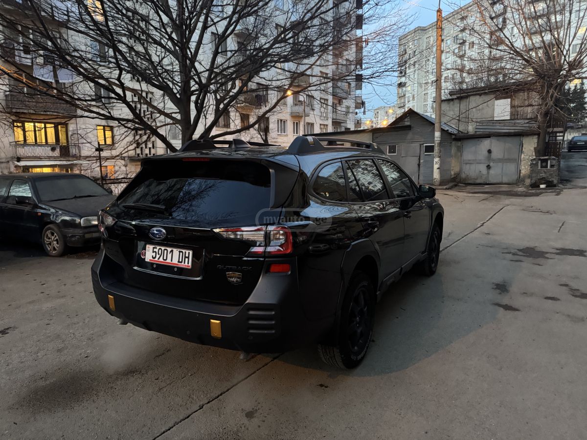 Subaru Outback 2023 — photo 2