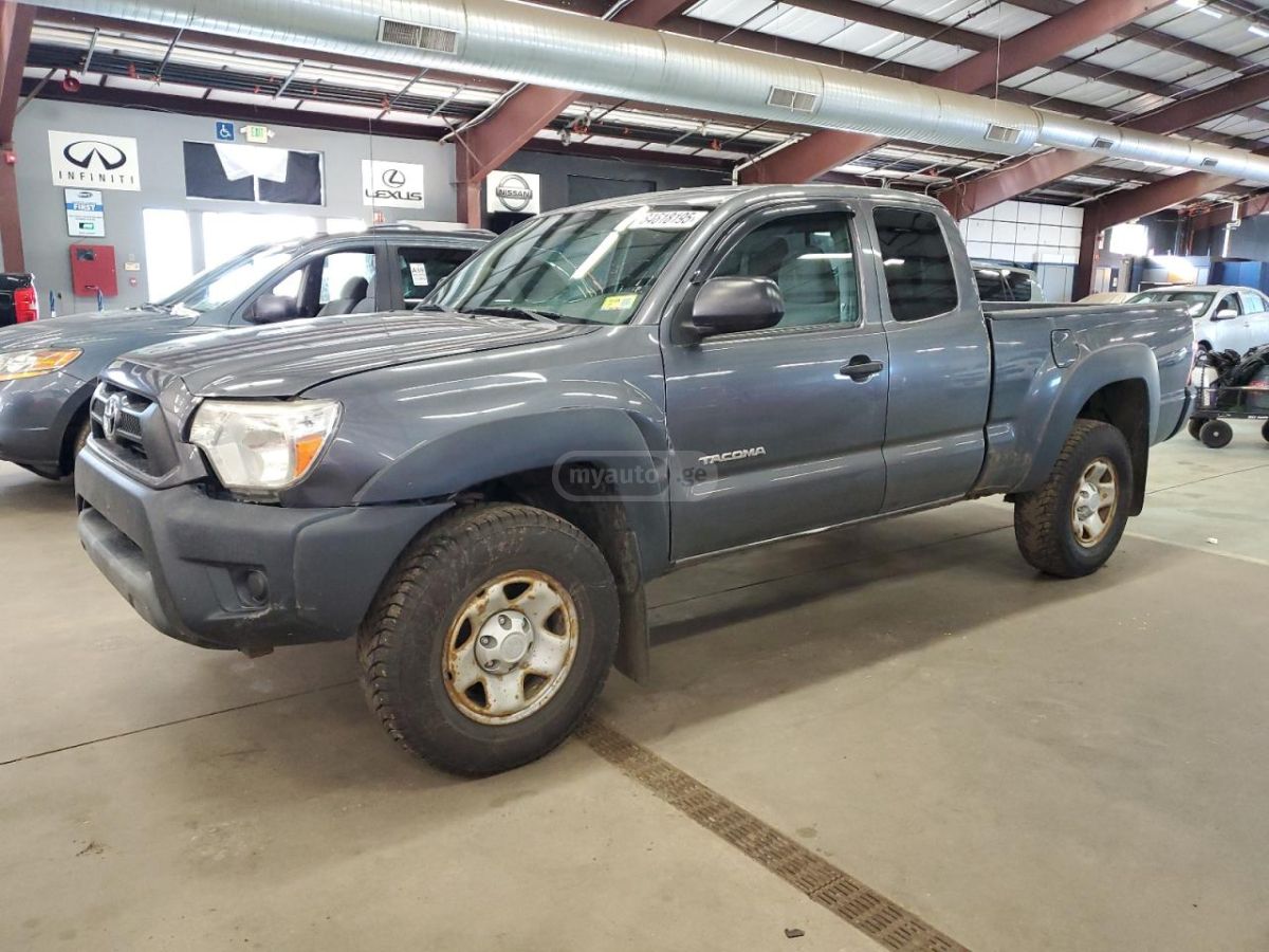 Toyota Tacoma