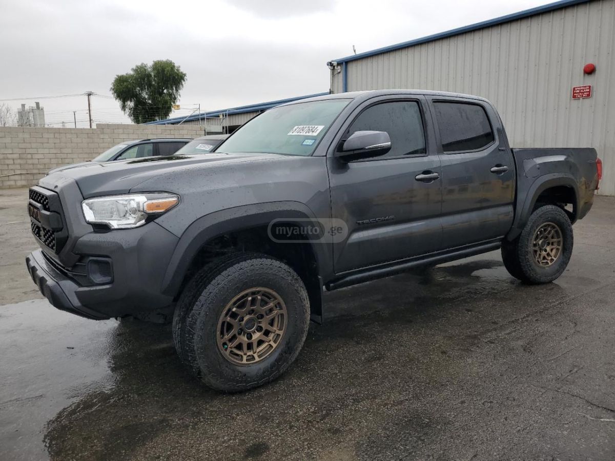 Toyota Tacoma