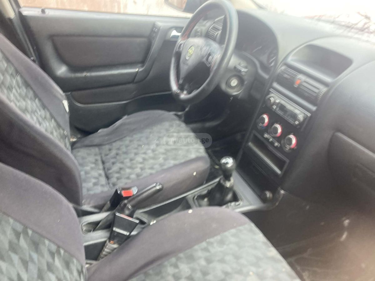 Opel Astra 1998 — photo 2