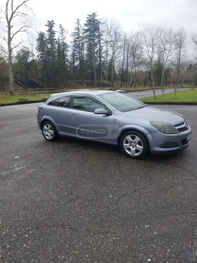 Opel Astra 2005 — photo 2
