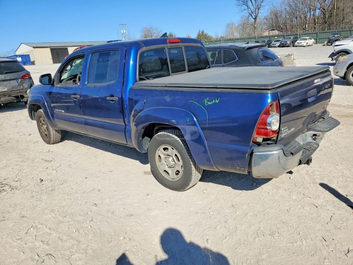 Toyota Tacoma 2014 — photo 2