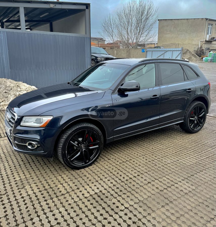 Audi SQ5 2016 — photo 2