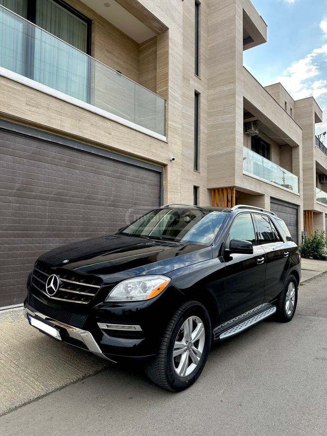 Mercedes-Benz ML 350 2013 — photo 2