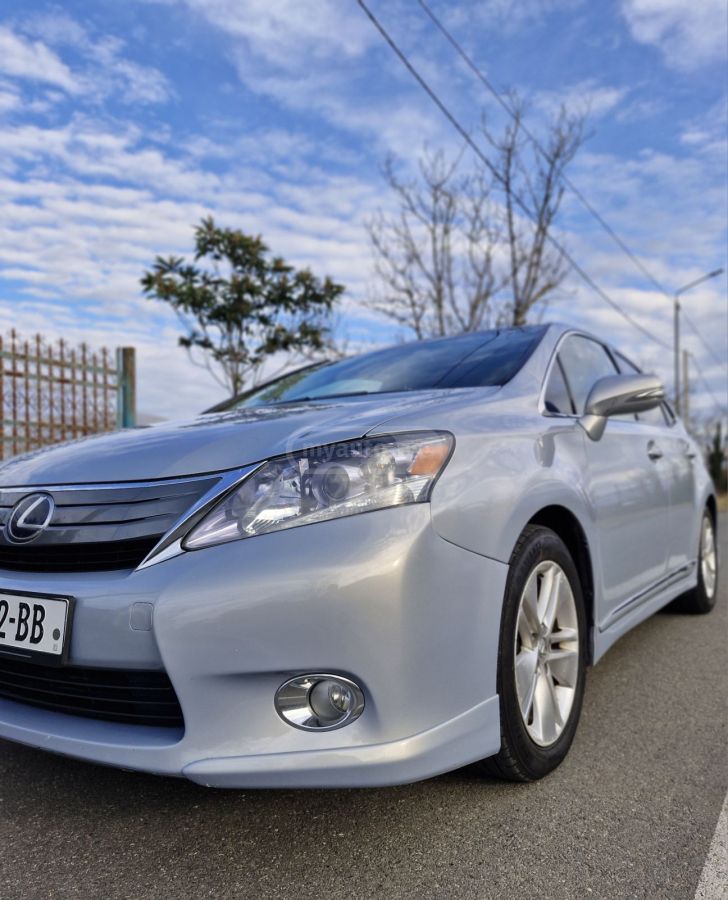 Lexus HS 250h 2011 — photo 2