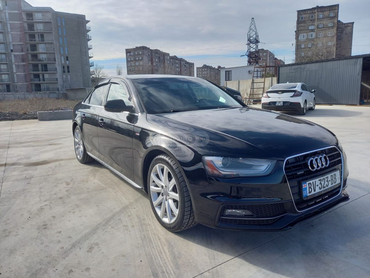 Audi A4 2014 — photo 2
