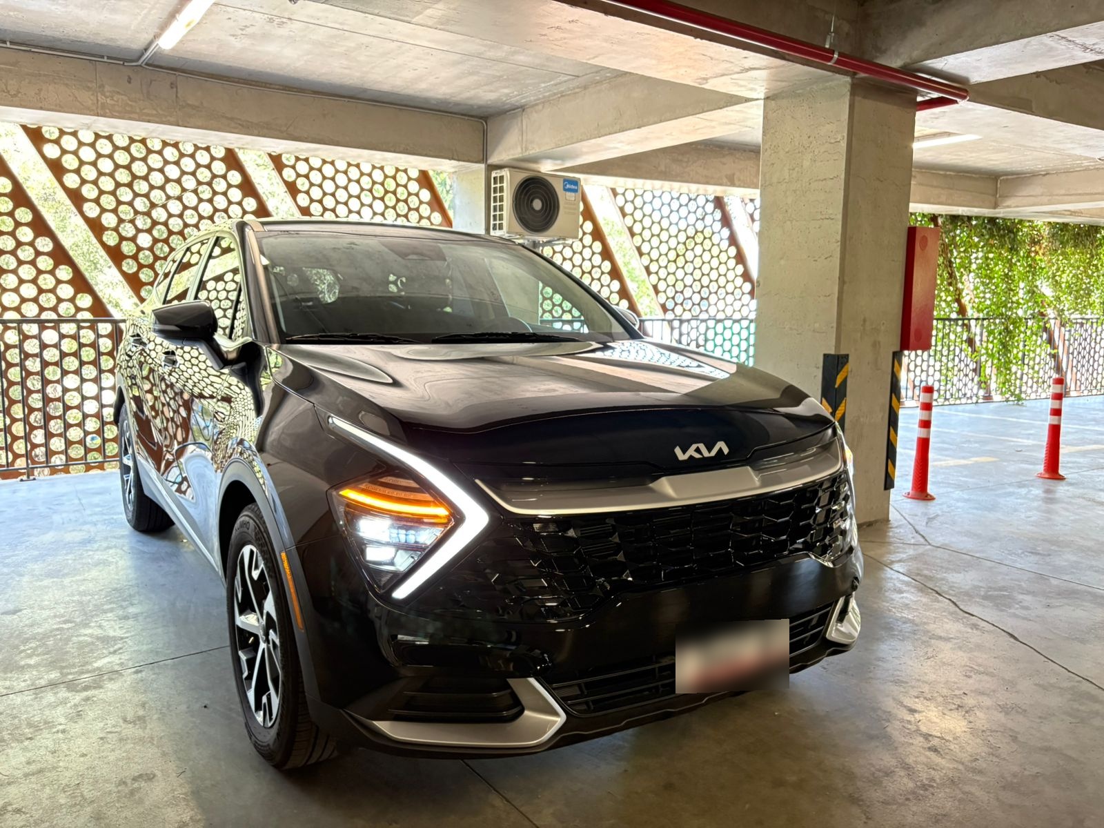 Kia Sportage 2023 — photo 2