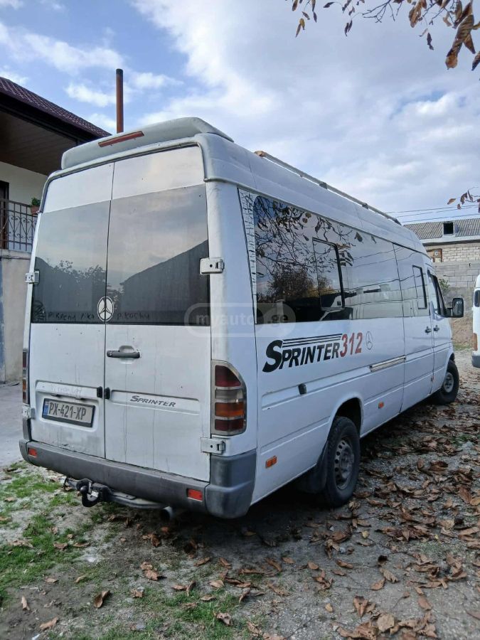 Mercedes-Benz Sprinter 1999 — photo 2