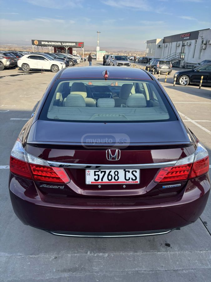 Honda Accord 2015 — photo 2