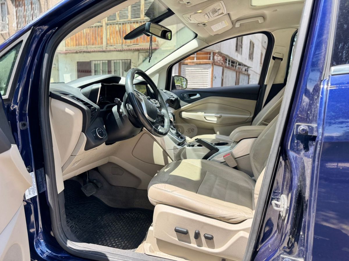 Ford C-Max 2016 — photo 2