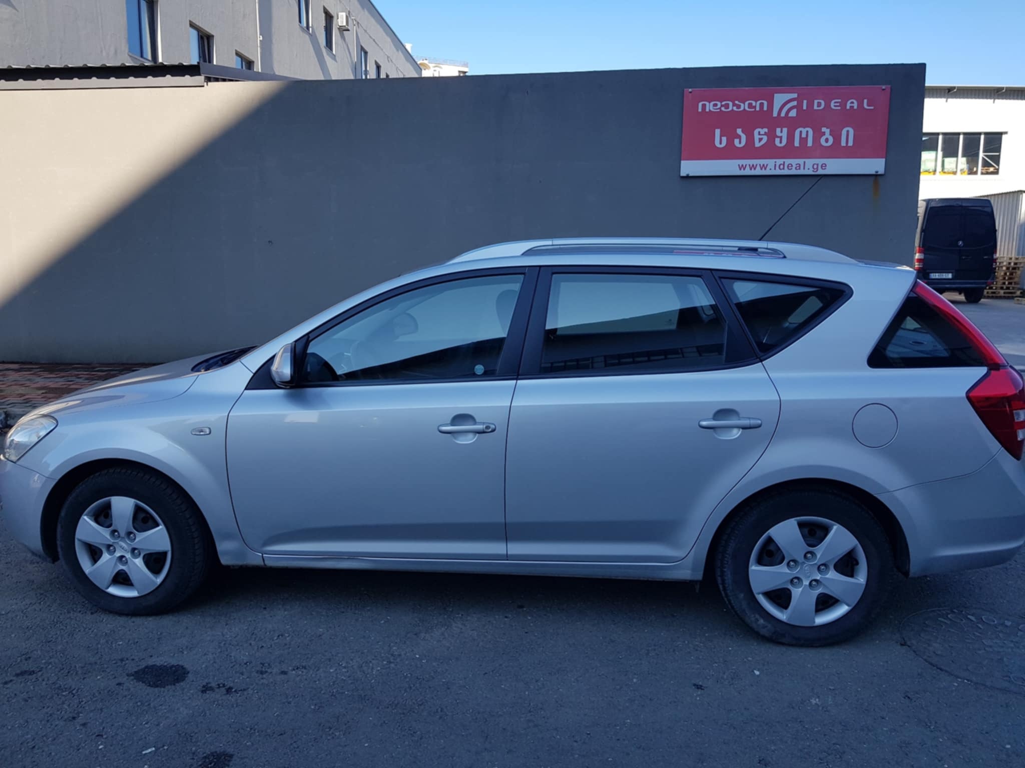 Kia Ceed 2009 — photo 2