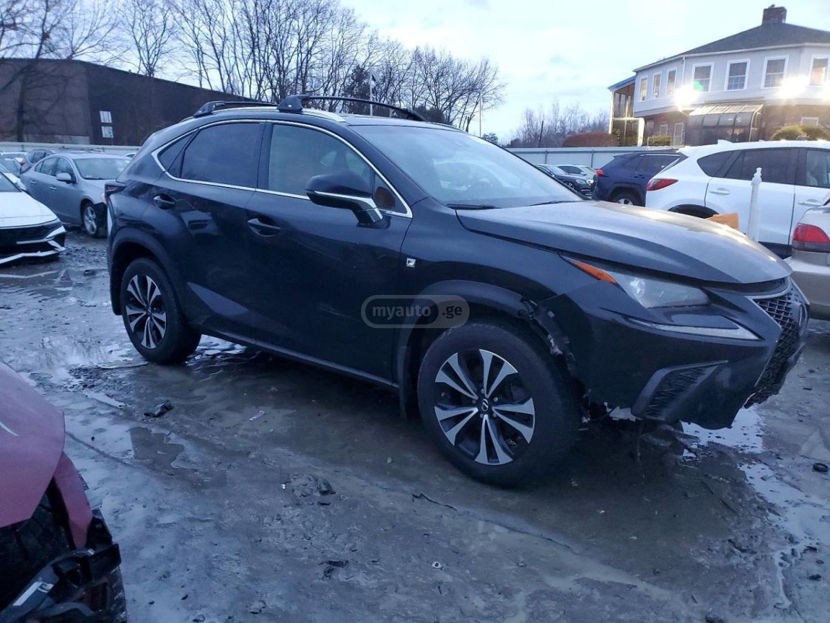 Lexus NX 300