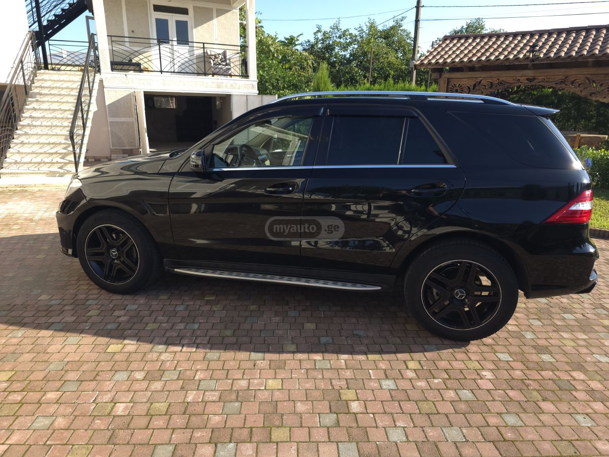 Mercedes-Benz ML 350