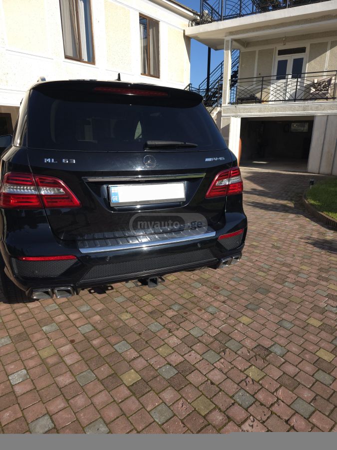 Mercedes-Benz ML 350 2012 — photo 2