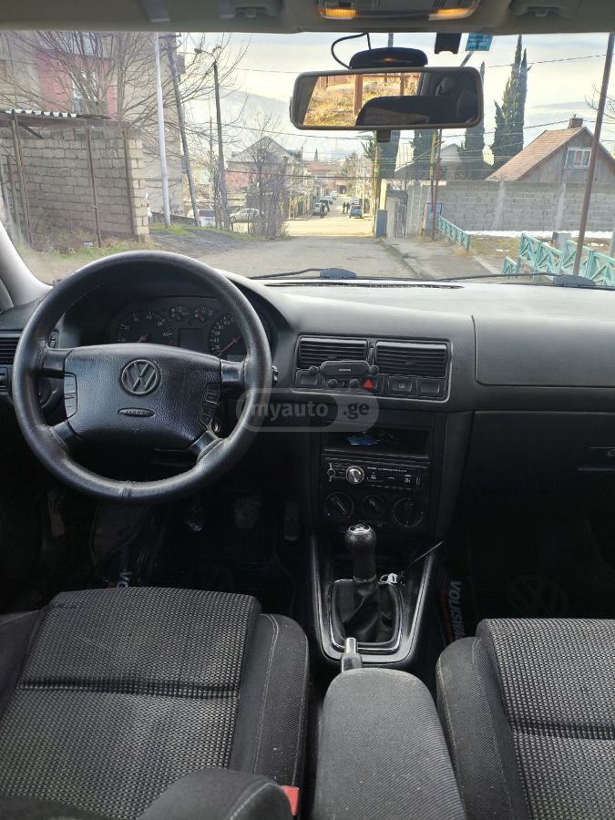 Volkswagen Golf 2003 — photo 2