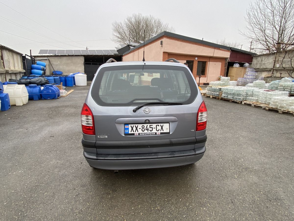 Opel Zafira 2003 — photo 2