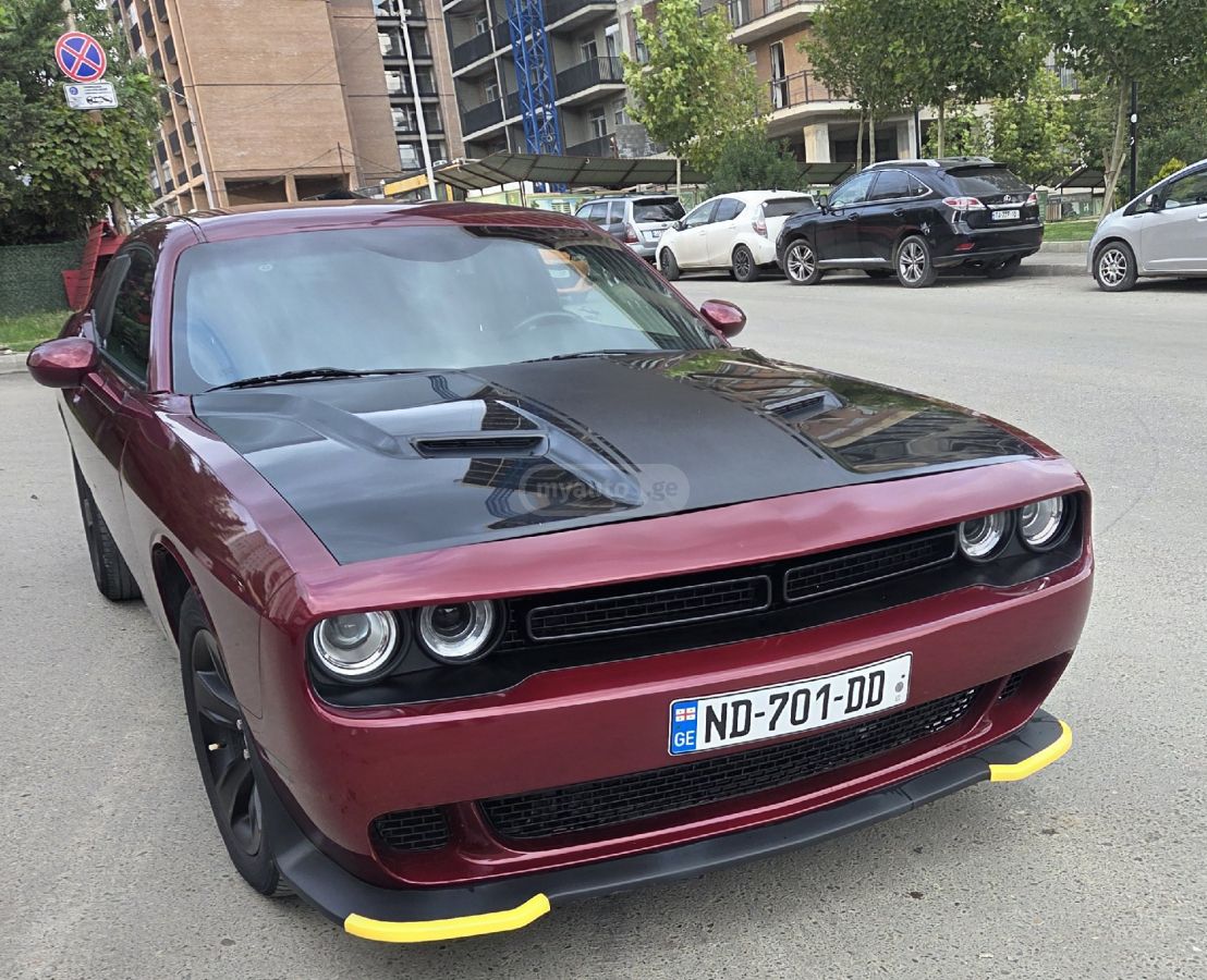 Dodge Challenger