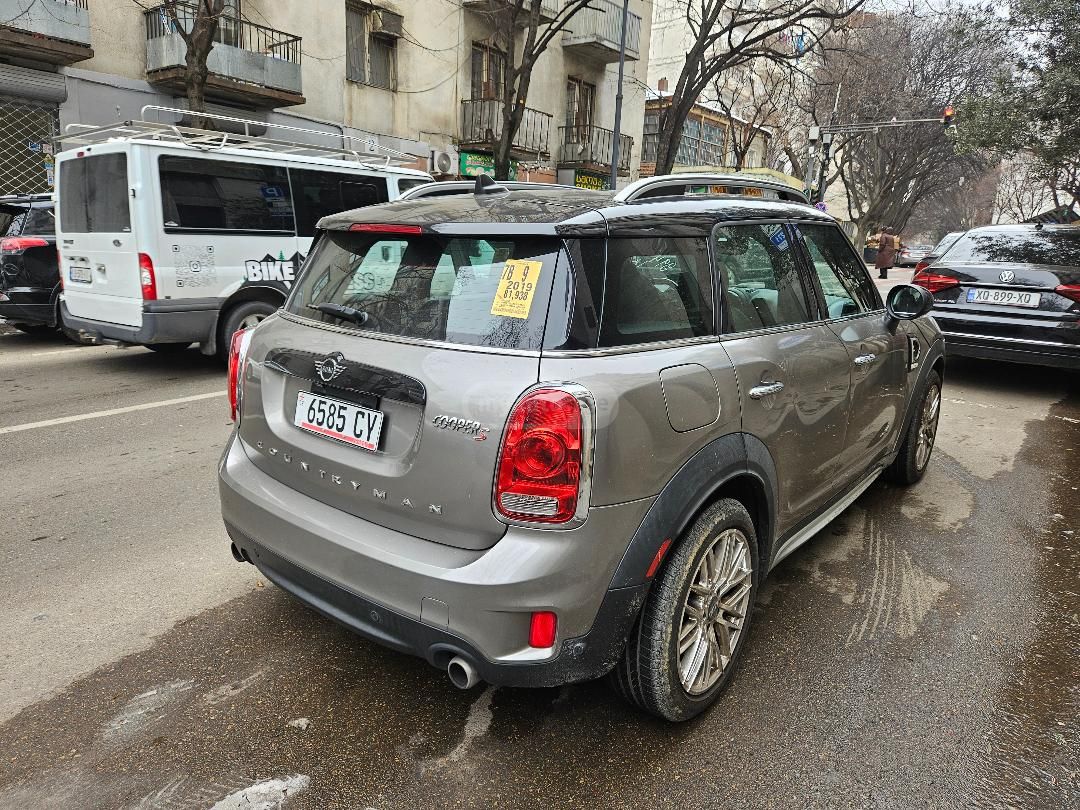 Mini Countryman 2019 — photo 2