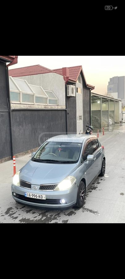 Nissan Tiida 2005 — photo 2