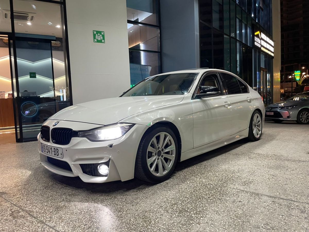 BMW M3 2014 — photo 2