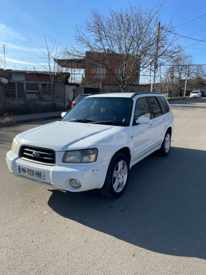 Subaru Forester 2002 — photo 2