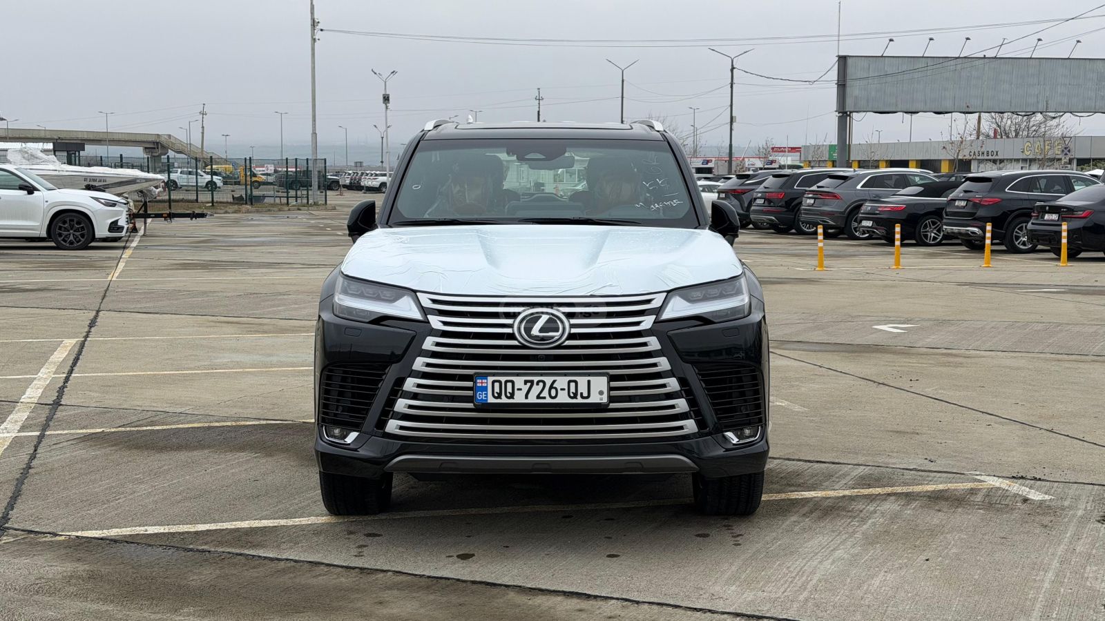 Lexus LX 500