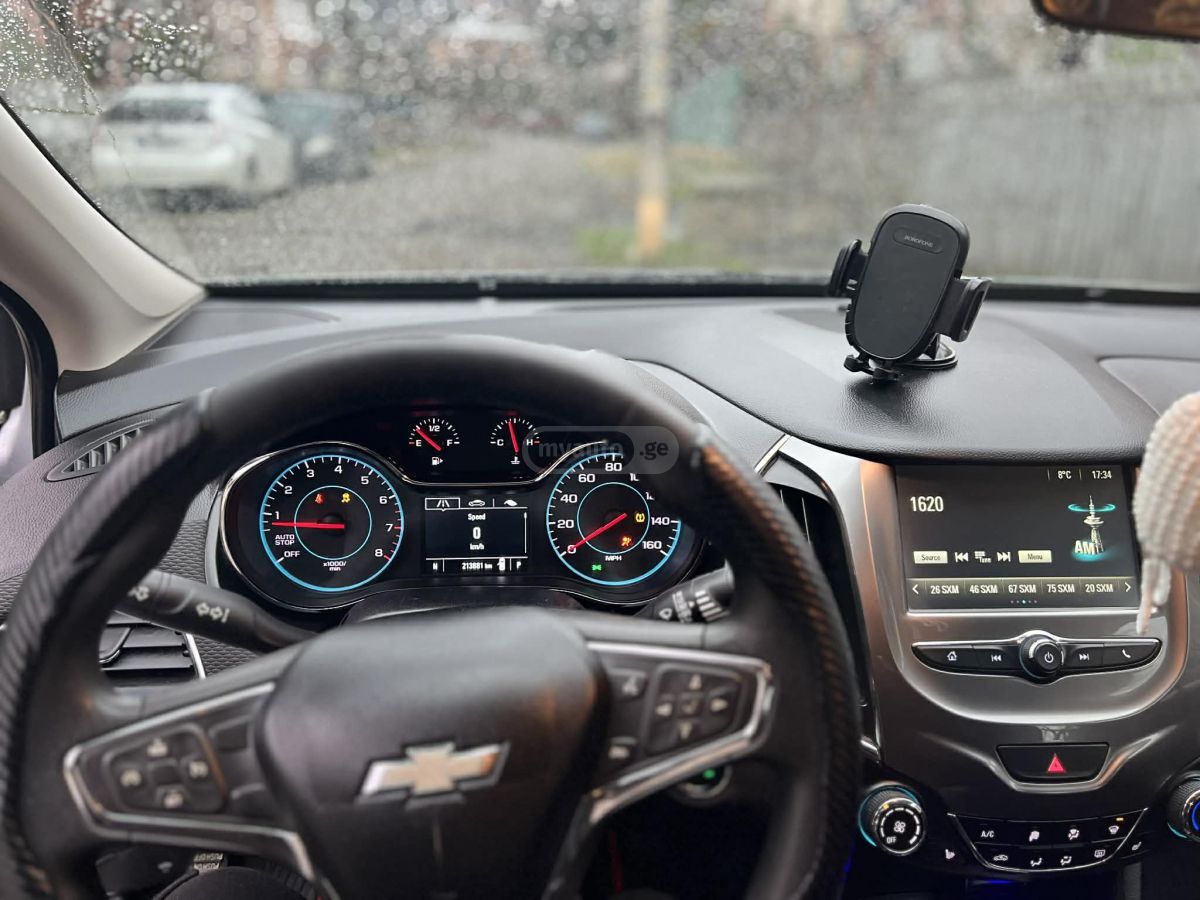 Chevrolet Cruze 2017 — photo 2