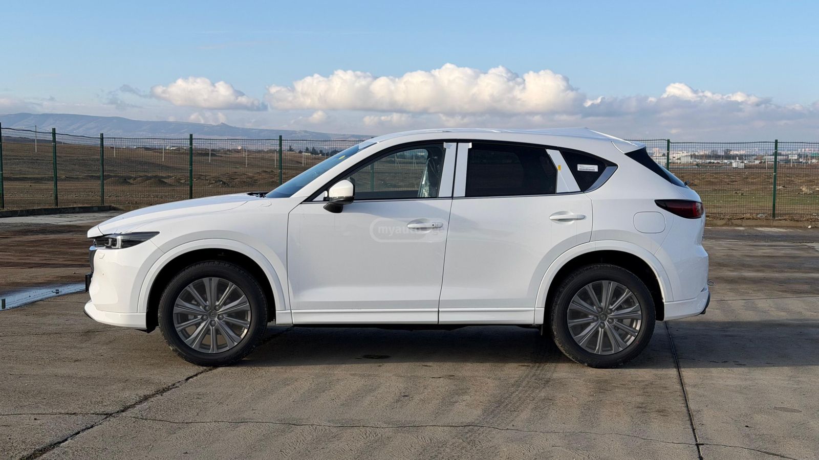 Mazda CX-5 2025 — photo 2