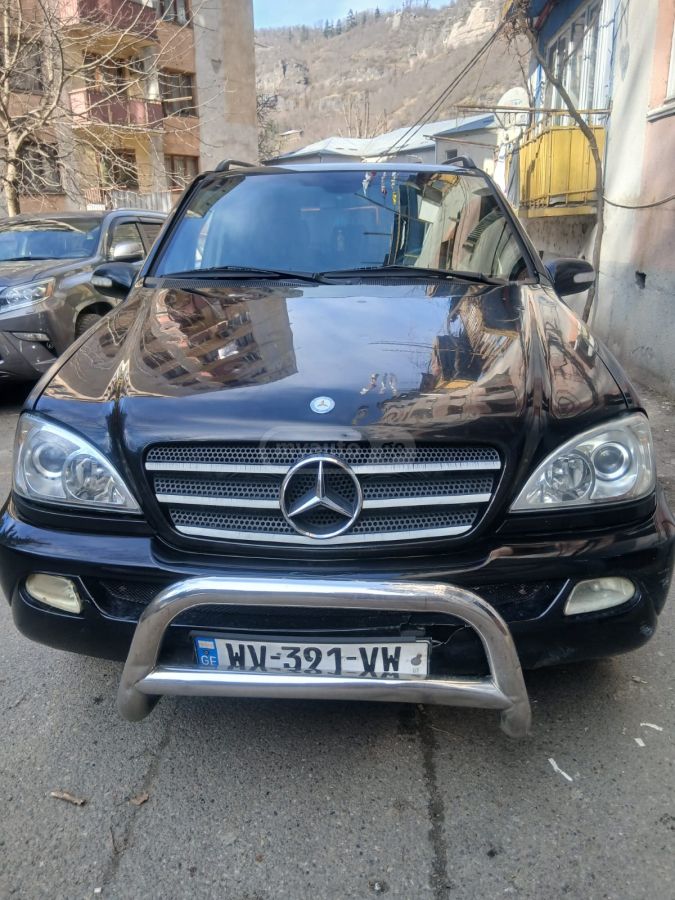 Mercedes-Benz ML 350 2002 — photo 2