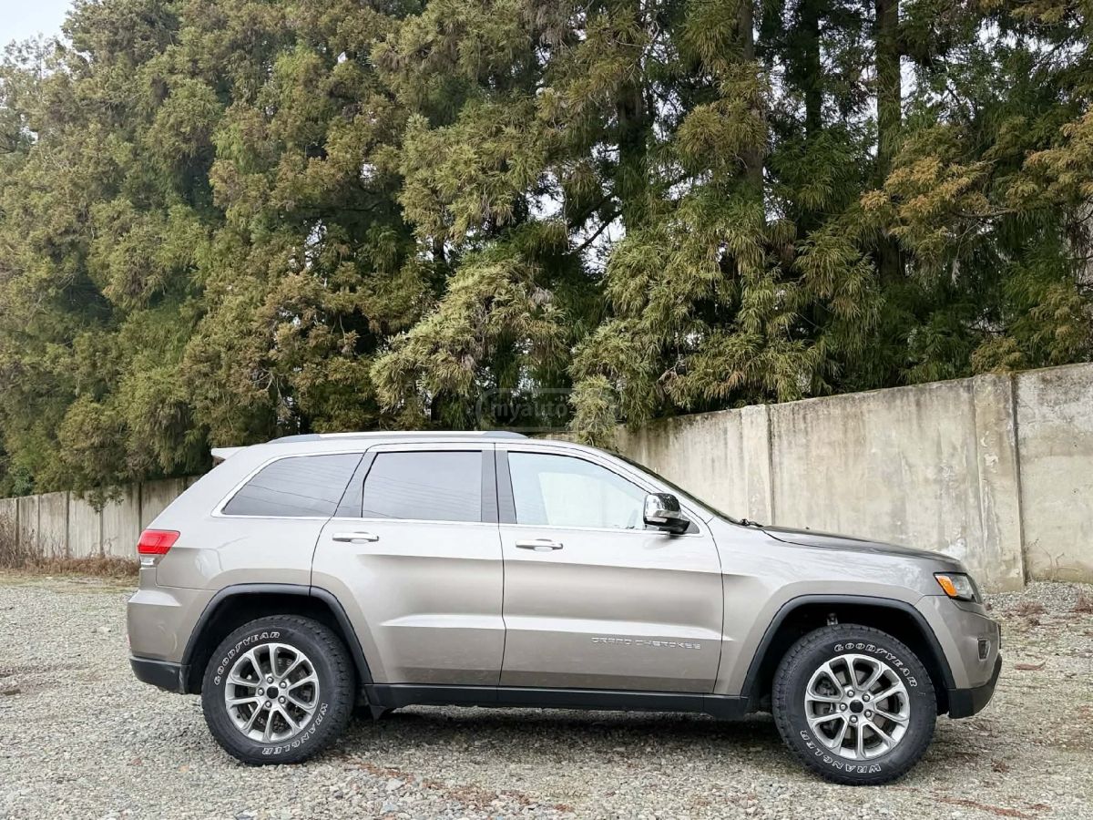 Jeep Grand Cherokee 2016 — photo 2