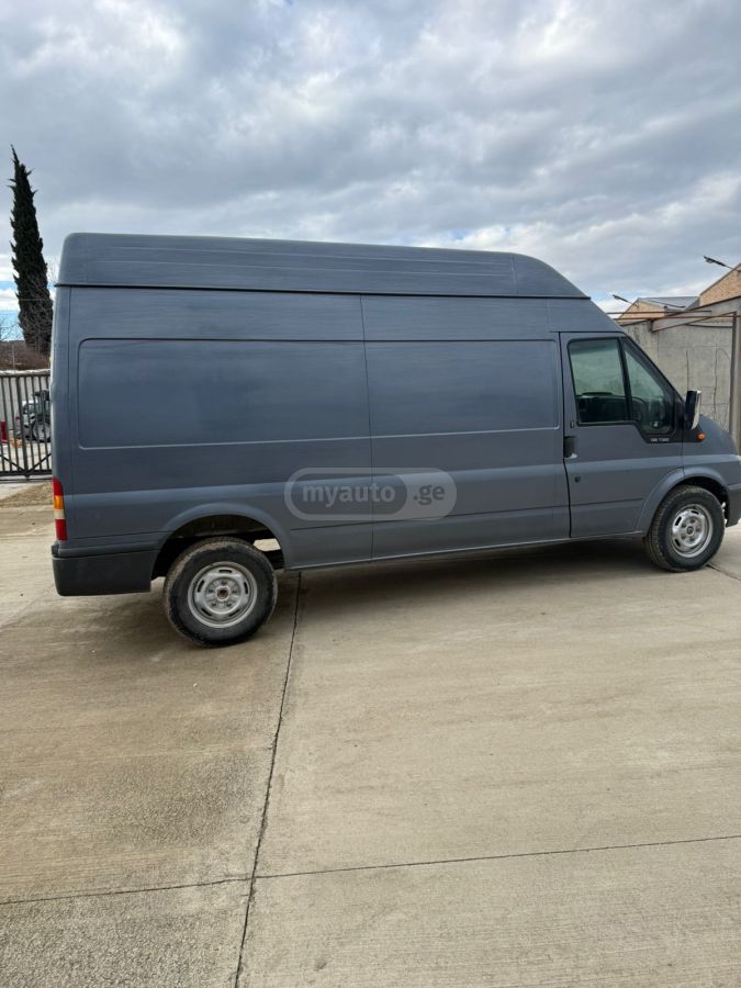 Ford Transit 2004 — photo 2